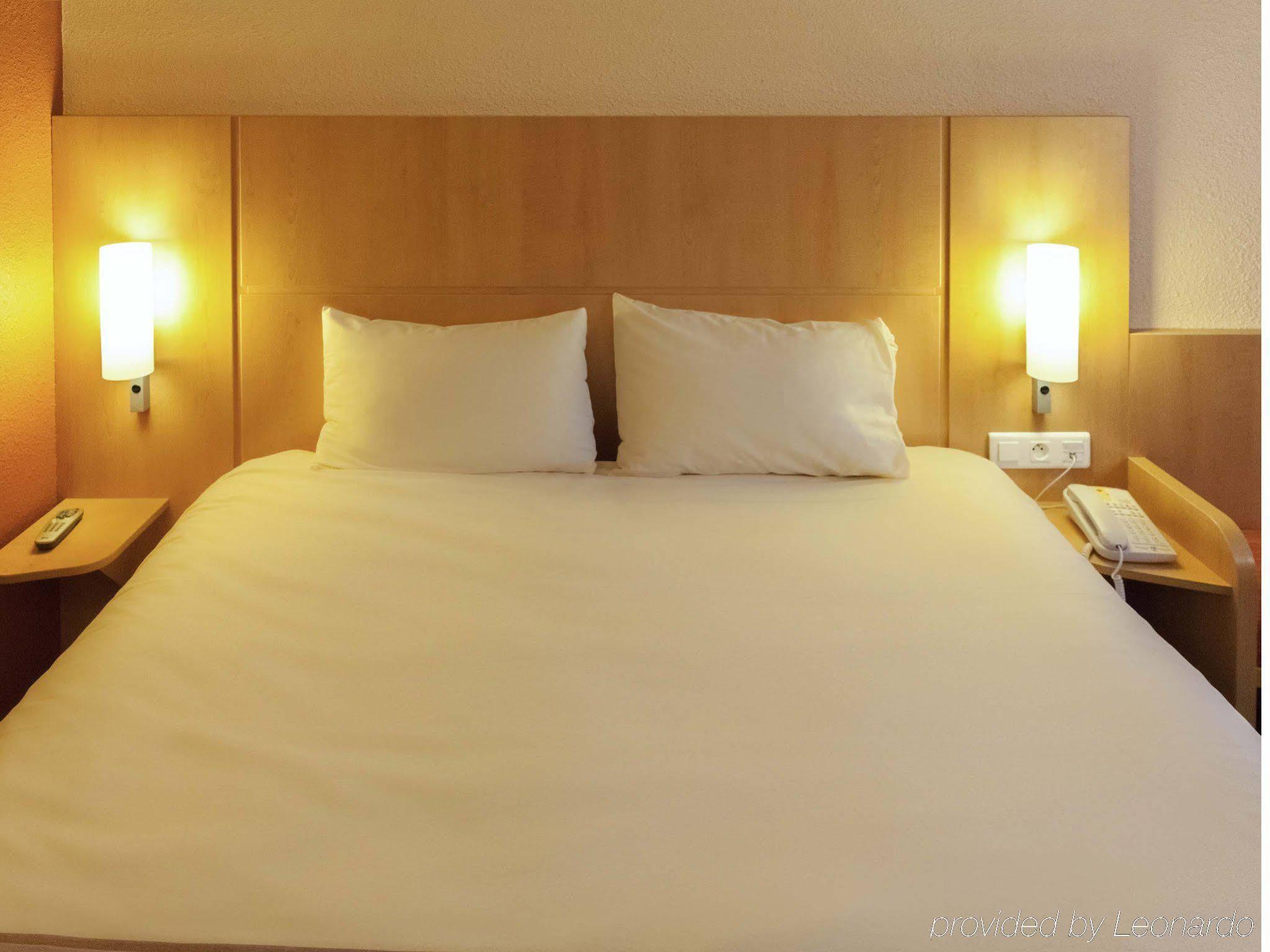 Ibis Alencon Hotel Kültér fotó