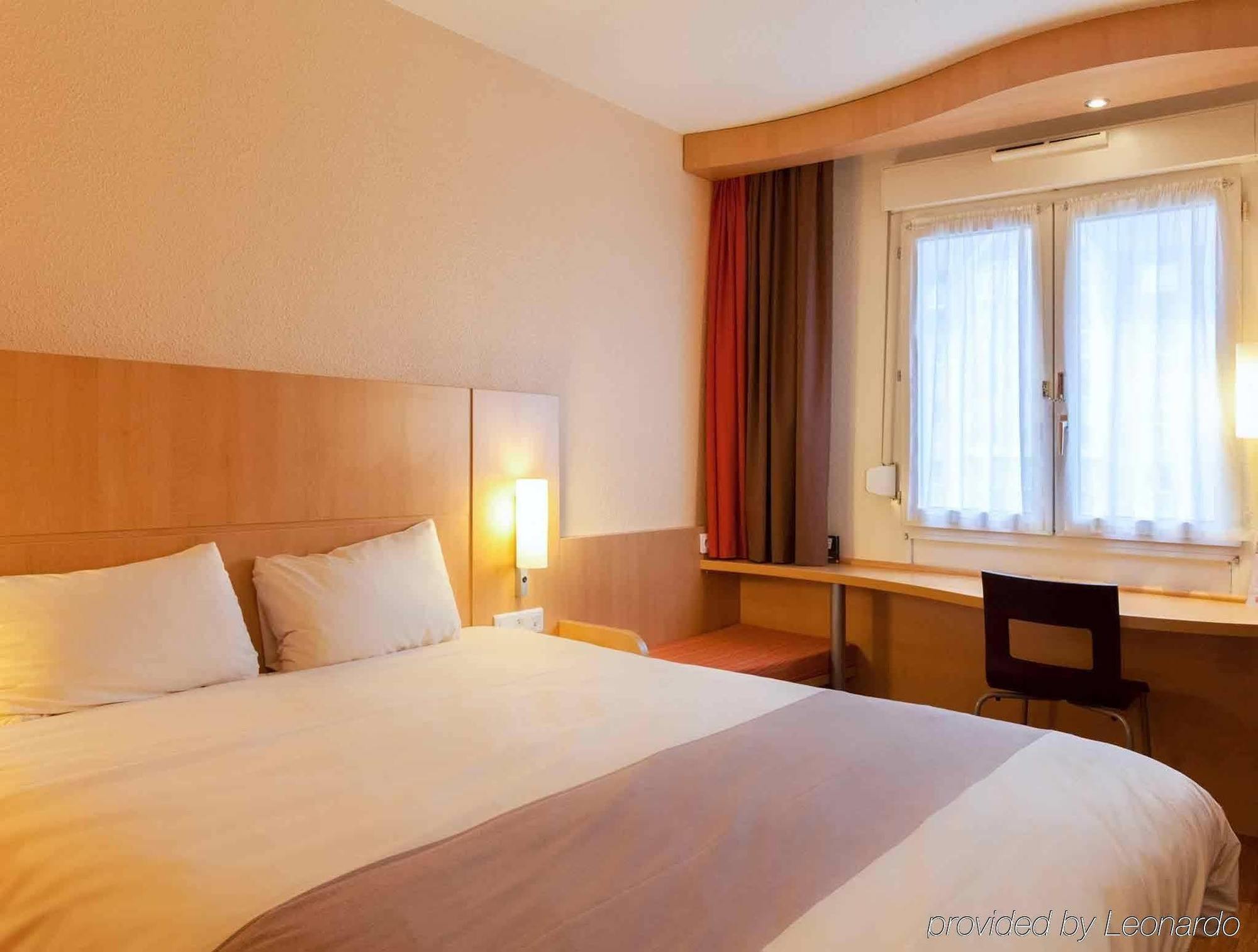 Ibis Alencon Hotel Kültér fotó