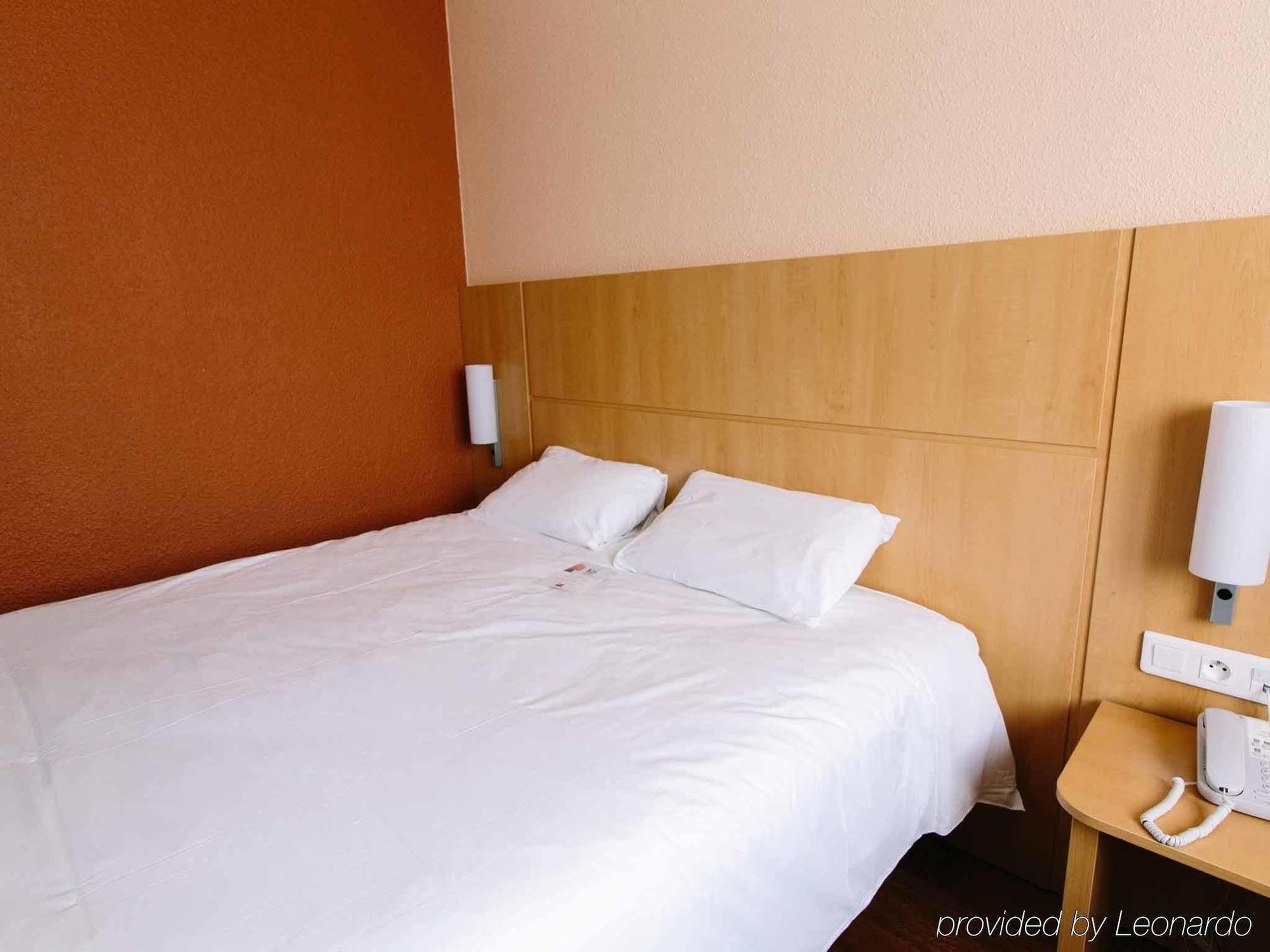Ibis Alencon Hotel Kültér fotó
